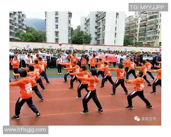 乌德勒支青年队迎战奥斯队全力争胜展现青春风采